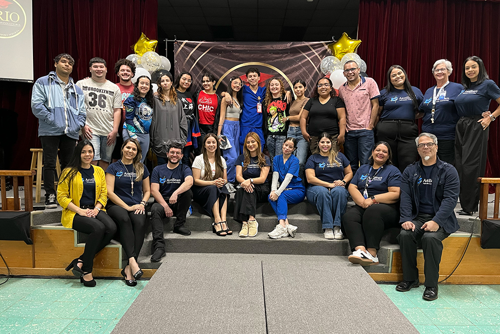 Antillean celebra 15 años con los programas TRIO SSS